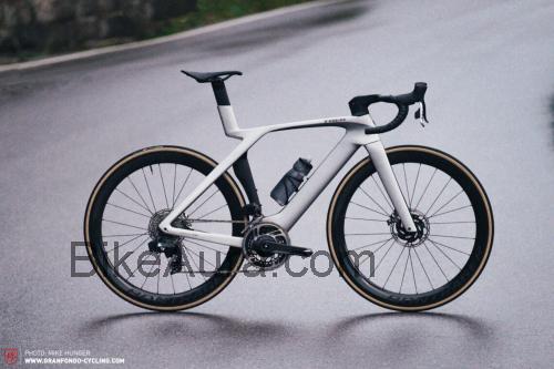 Trek Madone SLR 9 eTap ficha tecnica 
